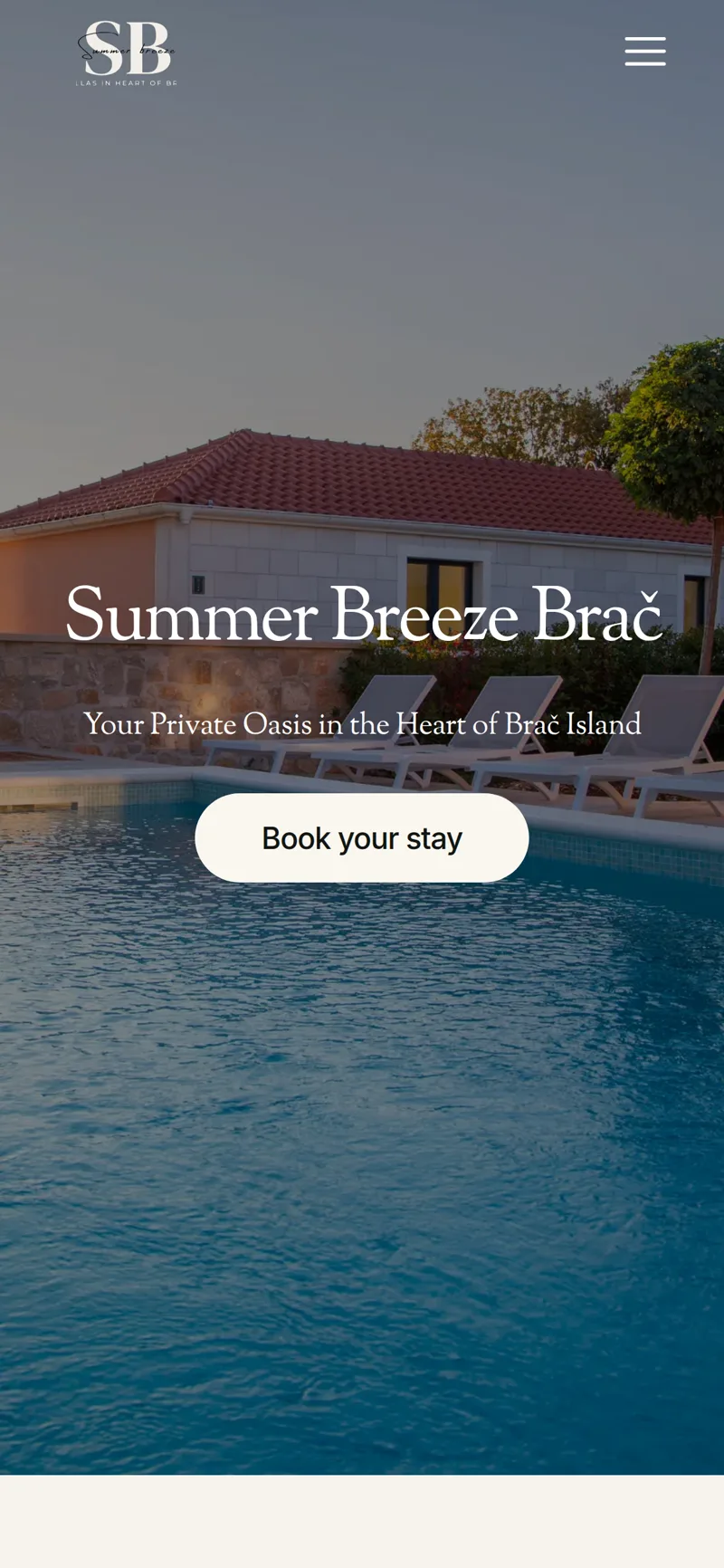 Izrada web stranice Summer Breeze: mobilni prikaz naslovnice s naslovom o privatnoj oazi na Braču